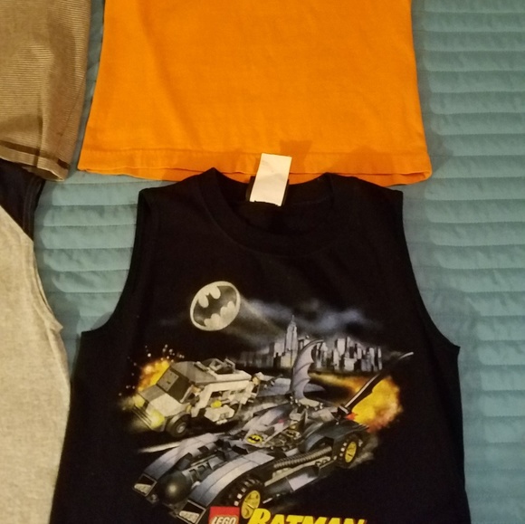 4 pieces bundle 2 t.shirt and 2 sleeveless t.shirt size 5T fits Z6 - Picture 3 of 6